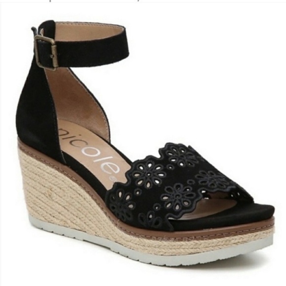 Nicole Nice Black Espadrille Wedges